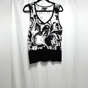 White House Black Market Rayon Knit V Neck Tank. Size XL